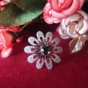 Black Stone Flower AD Ring